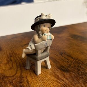 Charming Figurine Ceramic with Black Hat and Blue Gift 4 inch